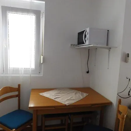 Nada Apartament Vir