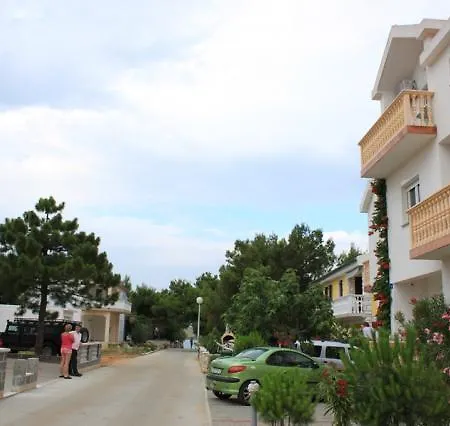 Apartament Nada Vir
