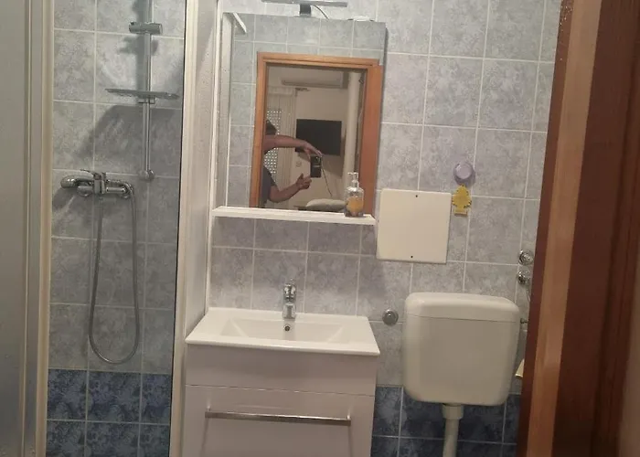 Nada Apartamento Vir