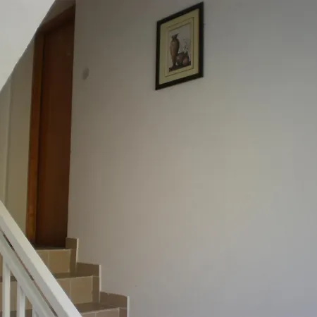 Apartment Nada Vir